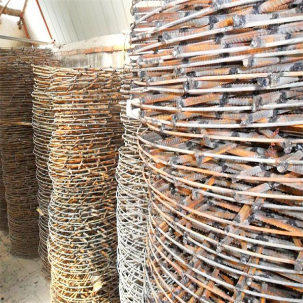 加強(qiáng)筋倉庫一角